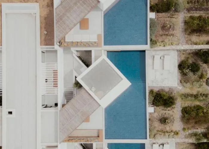 فيلة Pnoes Tínos