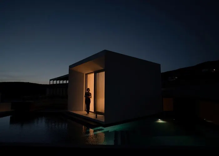 Pnoes فيلة Tínos