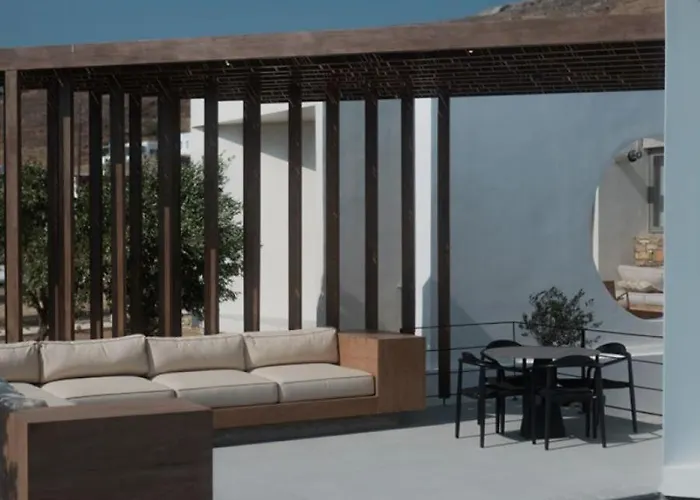 فيلة Pnoes Tínos